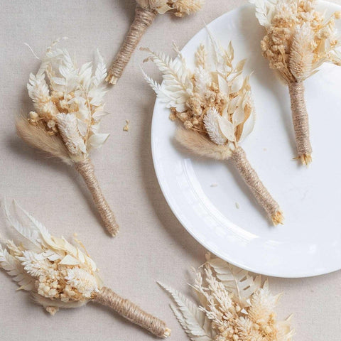 Set of 6 - Elegant Dried Flower Boutonnières
